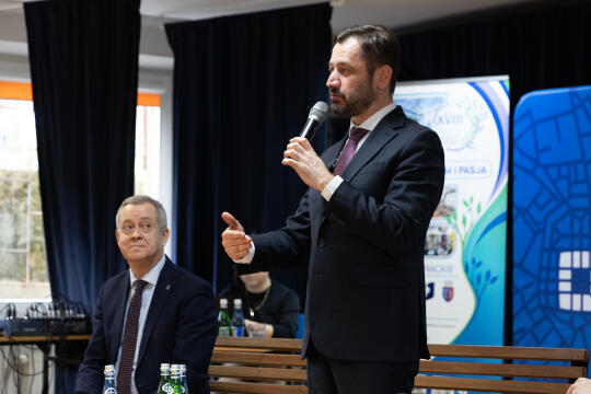 0S4A1363.jpg-Ławka Dialogu z uczniami, Miszalski, Zdjęcia