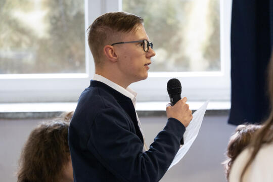 0S4A1422.jpg-Ławka Dialogu z uczniami, Miszalski, Zdjęcia