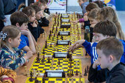 JG_260418_KRK_8L8A1068.jpg-Krakowska Szachowa Liga Szkolna – czas na ruch młodych szachistów