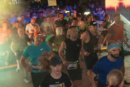 0S4A3776.jpg-OSHEE Bieg Nocny na 10 km