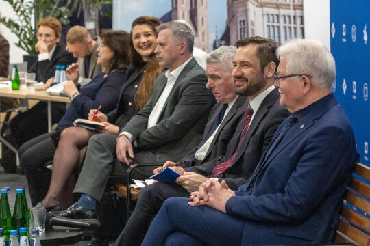 0S4A2365.jpg-Ławka Dialogu, Miszalski, Kracik, Mazur,