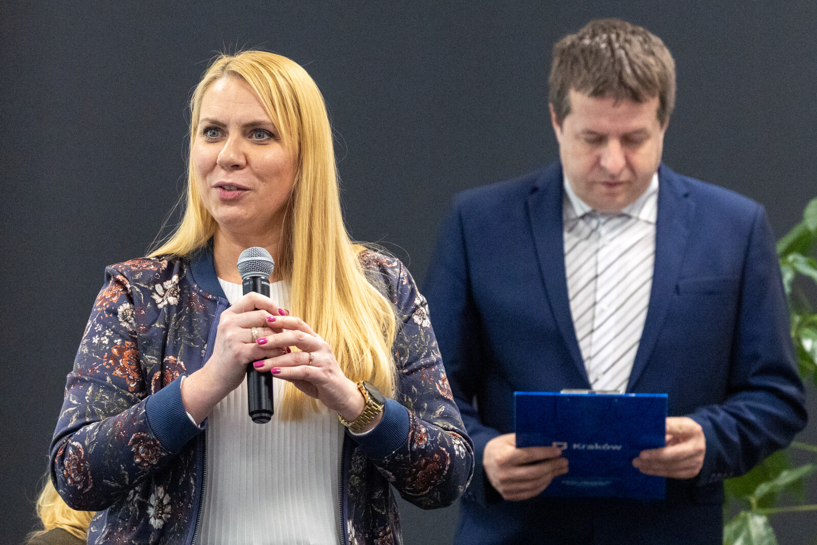 0S4A2406.jpg-Ławka Dialogu, Miszalski, Kracik, Mazur,  Autor: B. Świerzowski