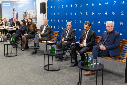 0S4A2657.jpg-Ławka Dialogu, Miszalski, Kracik, Mazur,