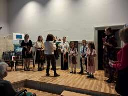 MTwkyvn3.jpg-Piątkowy koncert muzyki klasycznej u Helclów.