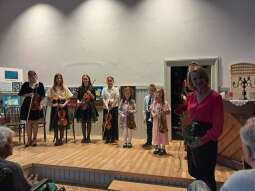 NBdtcND8.jpg-Piątkowy koncert muzyki klasycznej u Helclów.