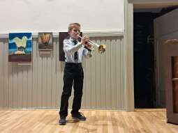 ncK9_fZm.jpg-Piątkowy koncert muzyki klasycznej u Helclów.