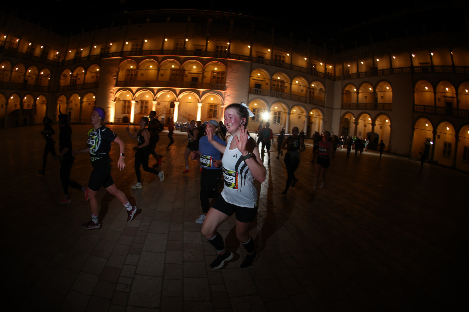 8L8A1705.jpg-Bieg Nocny, Cracovia Maraton, Miszalski  Autor: B. Świerzowski