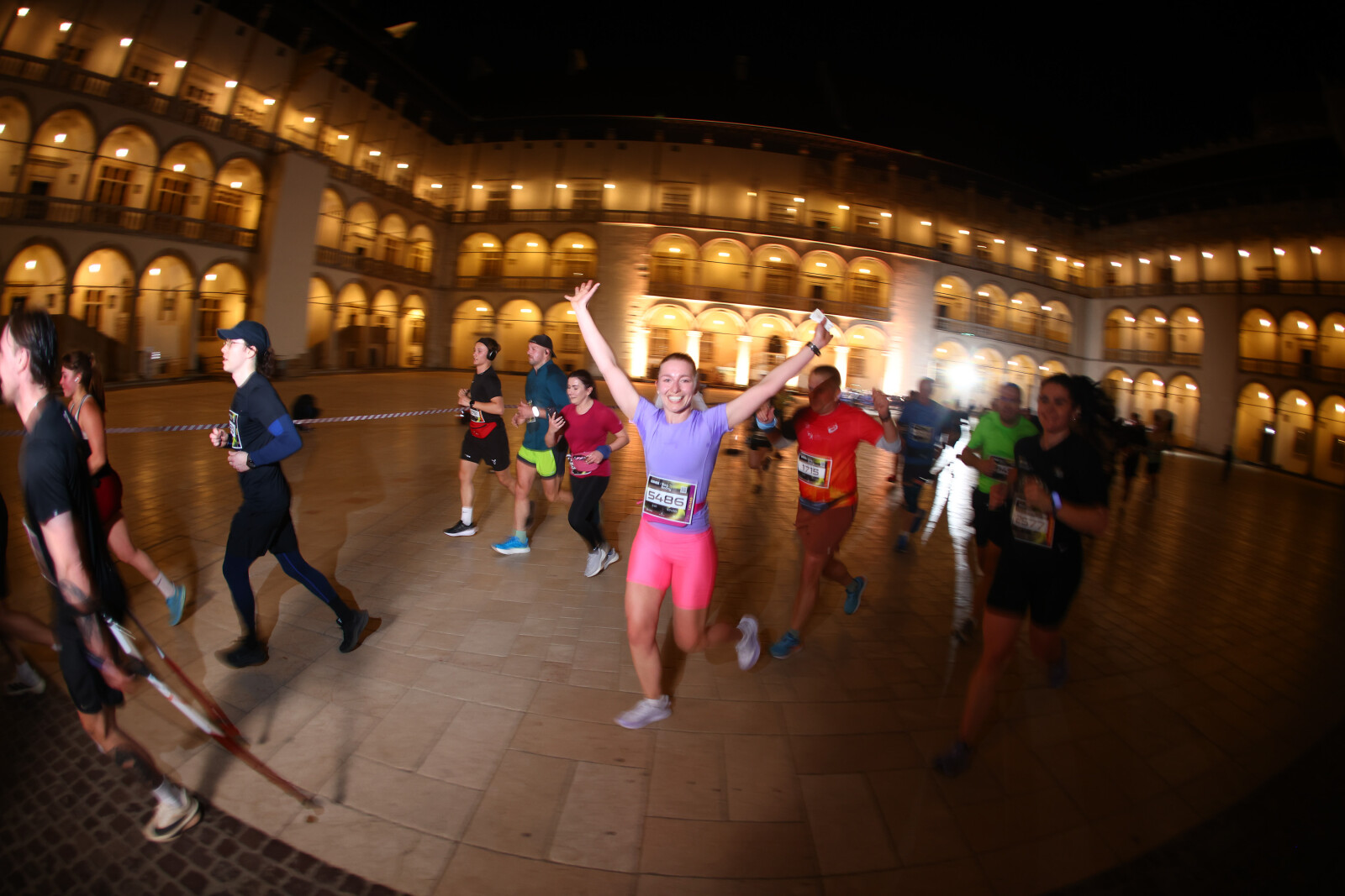 8L8A1765.jpg-Bieg Nocny, Cracovia Maraton, Miszalski  Autor: B. Świerzowski