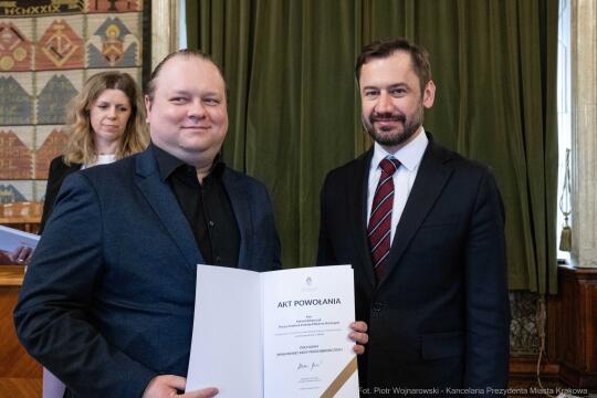 Miszalski, Mazur, Krakowska Rada Przedsiębiorczości, wręczenie, akty powołania, zdjęcia