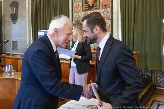 Miszalski, Mazur, Krakowska Rada Przedsiębiorczości, wręczenie, akty powołania, zdjęcia