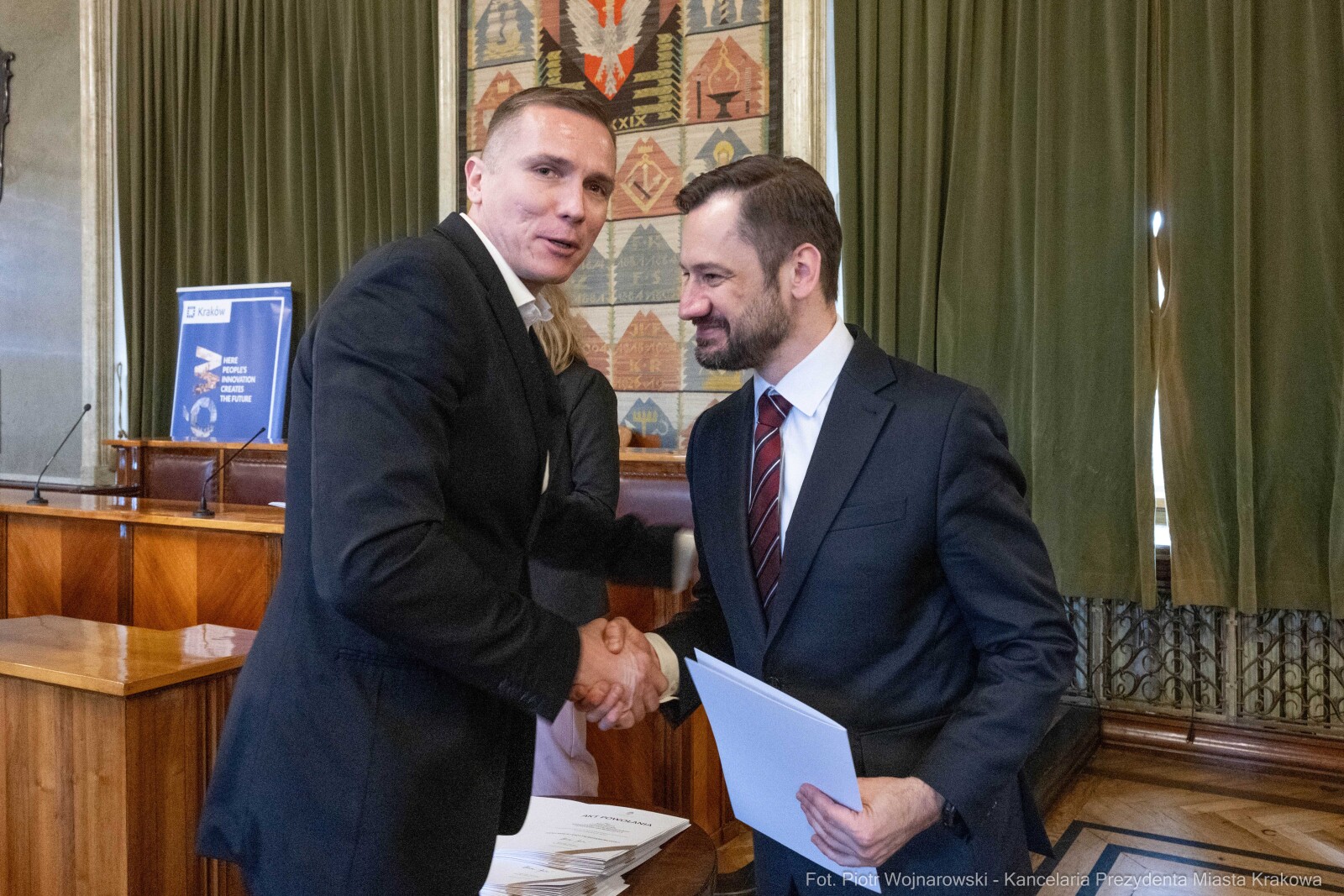 Miszalski, Mazur, Krakowska Rada Przedsiębiorczości, wręczenie, akty powołania, zdjęcia  Autor: Piotr Wojnarowski