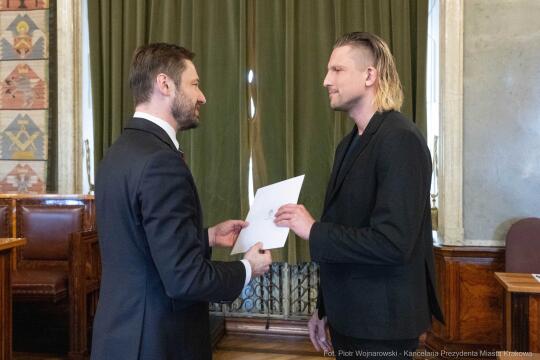 Miszalski, Mazur, Krakowska Rada Przedsiębiorczości, wręczenie, akty powołania, zdjęcia