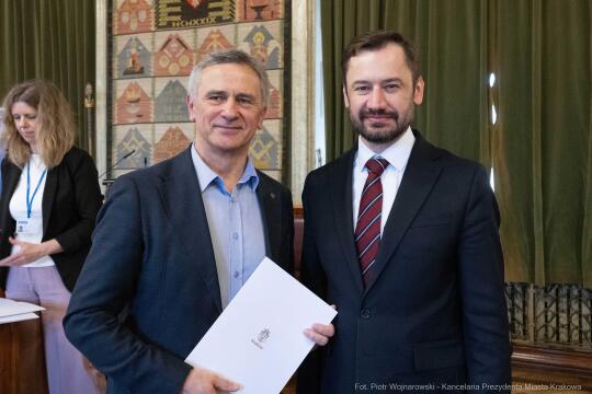 Miszalski, Mazur, Krakowska Rada Przedsiębiorczości, wręczenie, akty powołania, zdjęcia