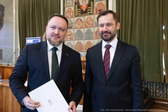 Miszalski, Mazur, Krakowska Rada Przedsiębiorczości, wręczenie, akty powołania, zdjęcia