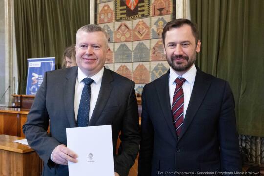 Miszalski, Mazur, Krakowska Rada Przedsiębiorczości, wręczenie, akty powołania, zdjęcia
