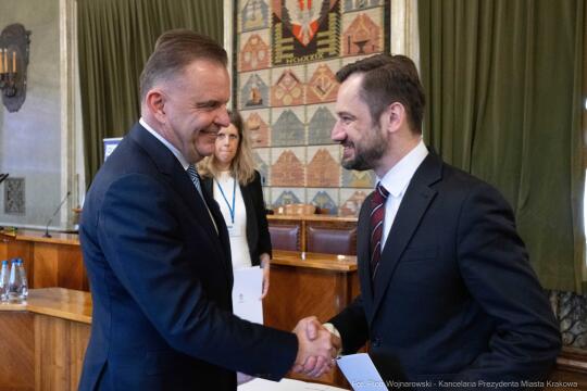 Miszalski, Mazur, Krakowska Rada Przedsiębiorczości, wręczenie, akty powołania, zdjęcia