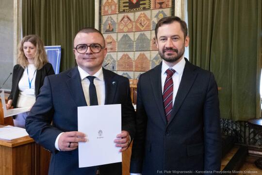 Miszalski, Mazur, Krakowska Rada Przedsiębiorczości, wręczenie, akty powołania, zdjęcia