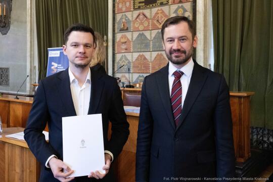 Miszalski, Mazur, Krakowska Rada Przedsiębiorczości, wręczenie, akty powołania, zdjęcia