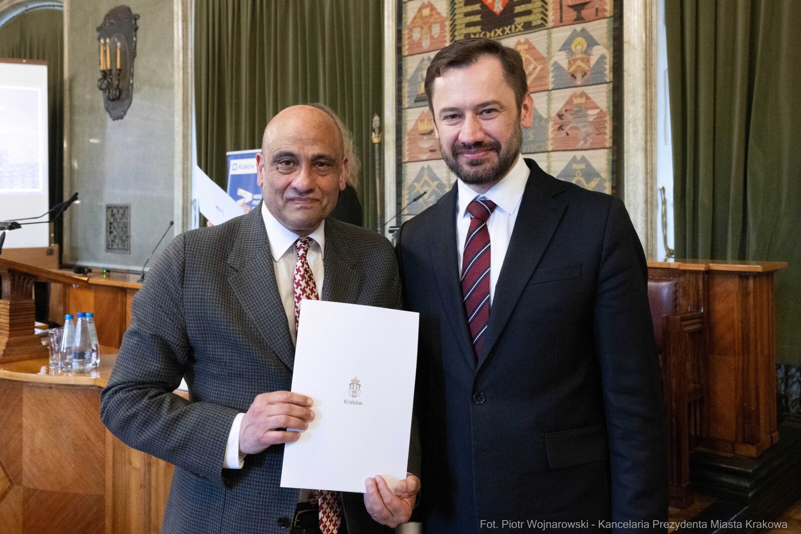 Miszalski, Mazur, Krakowska Rada Przedsiębiorczości, wręczenie, akty powołania, zdjęcia  Autor: Piotr Wojnarowski