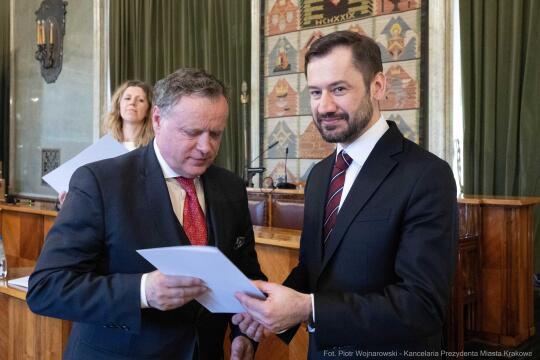 Miszalski, Mazur, Krakowska Rada Przedsiębiorczości, wręczenie, akty powołania, zdjęcia