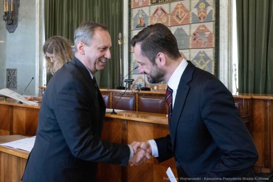 Miszalski, Mazur, Krakowska Rada Przedsiębiorczości, wręczenie, akty powołania, zdjęcia