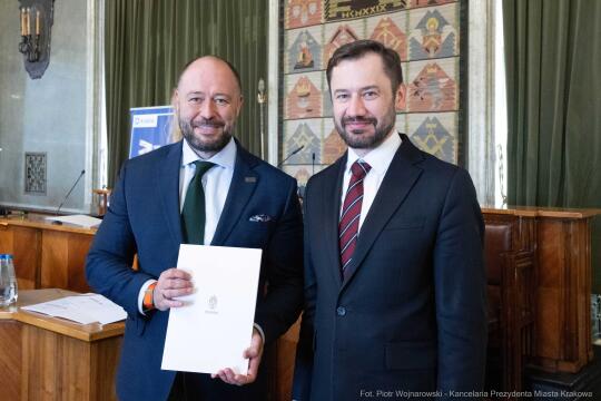 Miszalski, Mazur, Krakowska Rada Przedsiębiorczości, wręczenie, akty powołania, zdjęcia