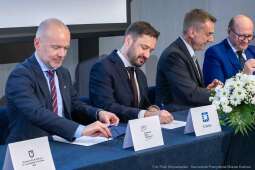 750_013_fot. Piotr Wojnarowski.jpg-porozumienie, niepełnosprawni, rektorzy, Miszalski