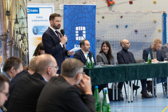 0S4A6043.jpg-Ławka Dialogu, Ruczaj , SP 53 , Miszalski