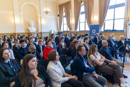 0S4A7340.jpg-Ławka Dialogu, VLO, Miszalski, Zdjęcia
