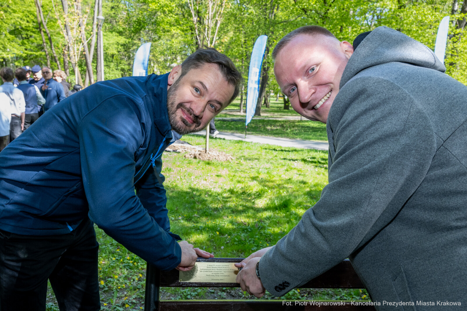 Miszalski, Straż Miejska, drzewa, sadzenie, 35 lat, jubileusz, zdjęciA  Autor: Piotr Wojnarowski