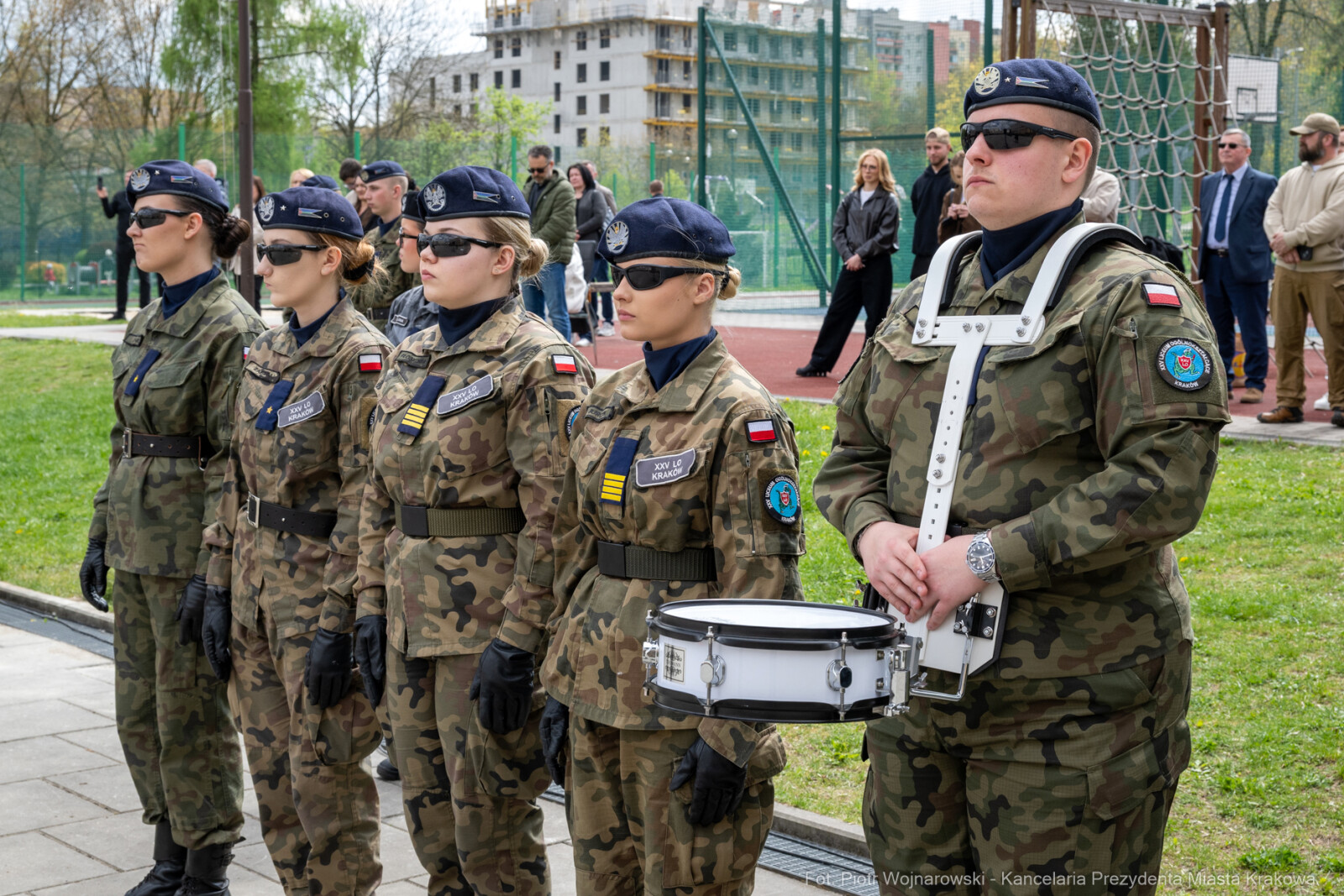 754_015_fot. Piotr Wojnarowski.jpg-Miszalski, pożegnanie, kadeci, XXV LO, pożegnanie, maturzyści  Autor: Piotr Wojnarowski