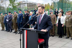 640947_20.jpg-Zakończenie roku szkolnego XXV LO