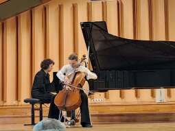 ybaqQBmr.jpg-Wiosenny koncert na Basztowej.