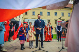 IMG_2850.jpg-flaga, swieto, krakow