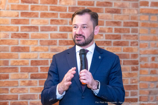 UMK_D_002_021_fot. Piotr Wojnarowski.jpg-Miszalski, emeryci, spotkanie, Zielone Wzgórze, zdjęcia