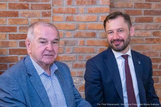 UMK_D_002_029_fot. Piotr Wojnarowski.jpg-Miszalski, emeryci, spotkanie, Zielone Wzgórze, zdjęcia