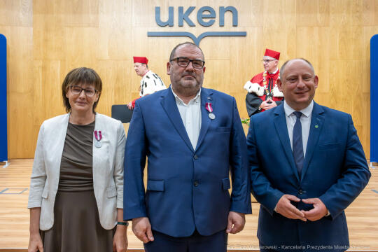769_021_fot. Piotr Wojnarowski.jpg-Mazur, UKEN, jubileusz, 80 lat, zdjęcia