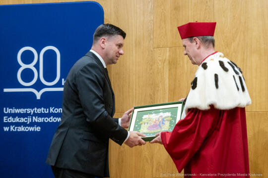 769_045_fot. Piotr Wojnarowski.jpg-Mazur, UKEN, jubileusz, 80 lat, zdjęcia