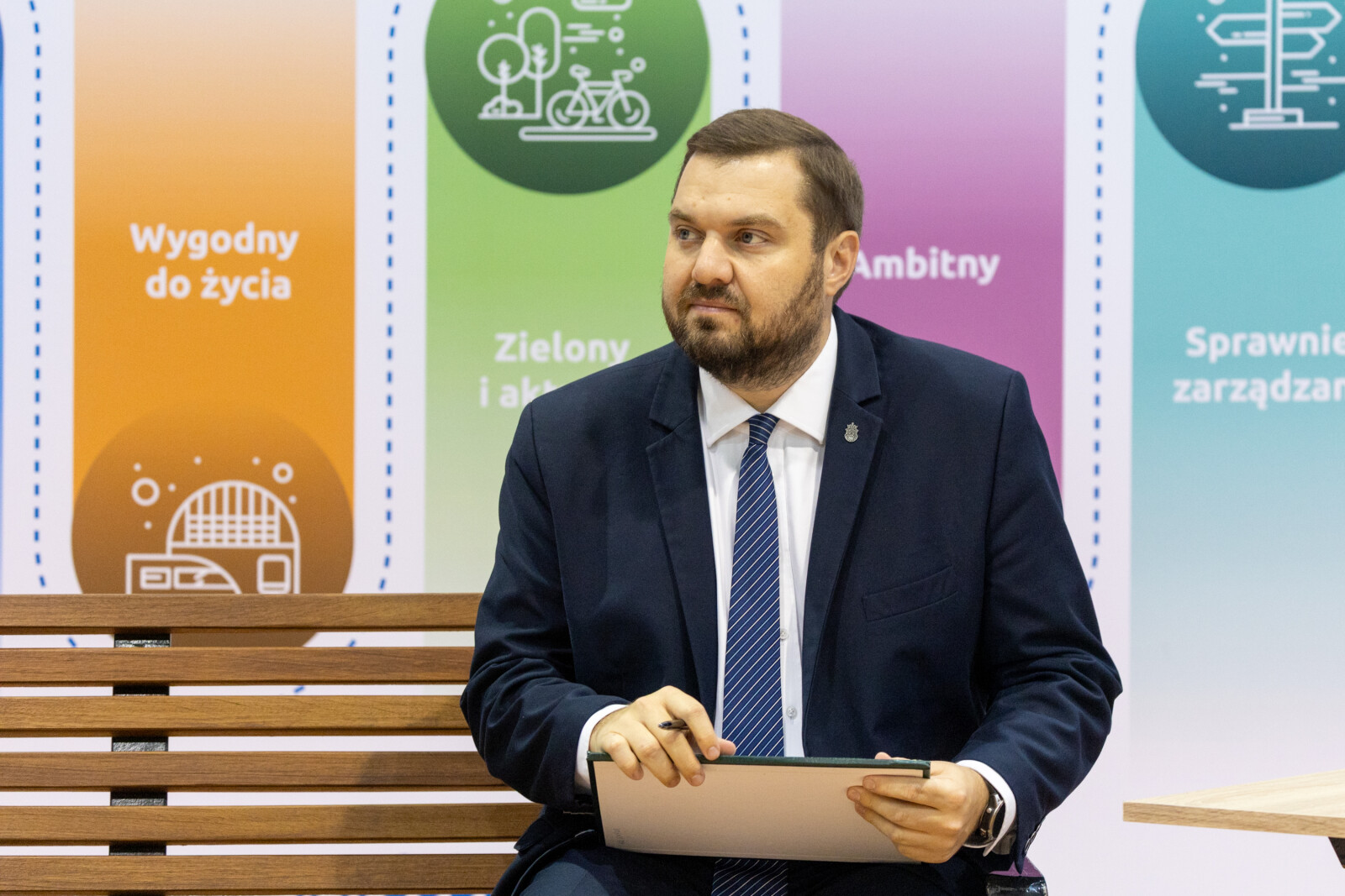 0S4A8311.jpg-Ławka Dialogu, Miszalski, Sęk, Kracik, Klaman, spotkanie, Prądnik, Zdjęcia, foto,  Autor: B. Świerzowski