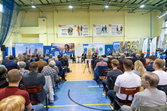 0S4A8390.jpg-Ławka Dialogu, Miszalski, Sęk, Kracik, Klaman, spotkanie, Prądnik, Zdjęcia, foto,