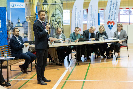 0S4A8409.jpg-Ławka Dialogu, Miszalski, Sęk, Kracik, Klaman, spotkanie, Prądnik, Zdjęcia, foto,
