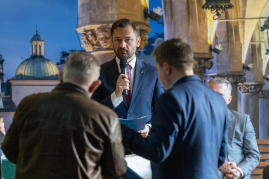 0S4A9684.jpg-Ławka Dialogu, Miszalski, Mazur, Zdjęcia