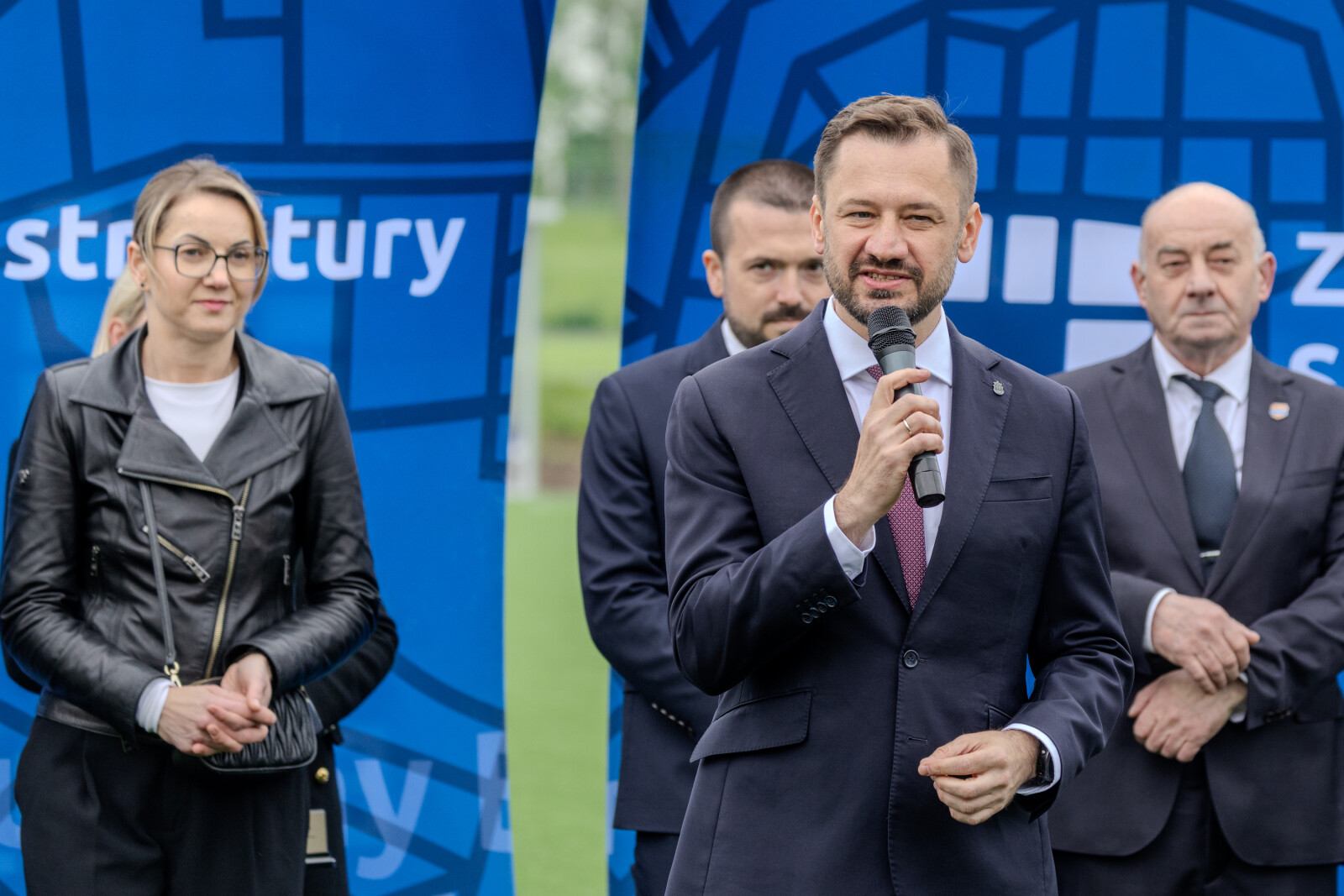0S4A4905.jpg-Grębałowianka, Boisko, Uroczystość, Miszalski, Zdjęcia  Autor: B. Świerzowski
