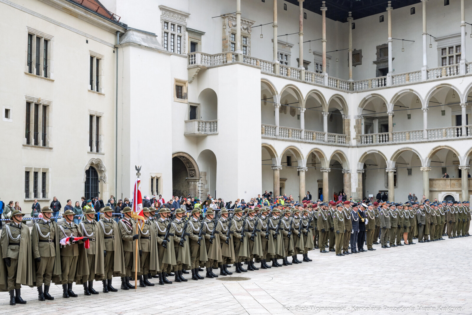 Miszalski, wojsko, Wawel,świeto, 2 KP-DKL, 2 Korpus Polski,  zdjęcia, fotokronik  Autor: Piotr Wojnarowski