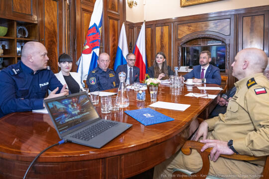 Miszalski, służby, policja, straż miejska, straż pożarna, Fryczek, Chamielec