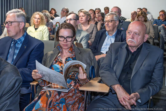 Kracik, Muzeum Medycyny w Krakowie, Okręgowa Izba Lekarska, utworzenie muzeum, historia medycyny,
