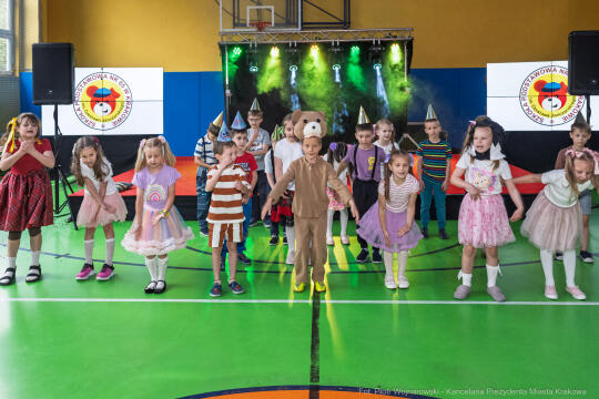 Szkoła Podstawowa nr 65 Kraków, zdjęcia z jubileuszu szkoły, jubileusz 150-lecia szkoły,  SP 65