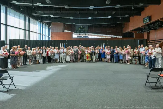 Złote Gody w Krakowie. Jubilaci świętowali w Hali Cracovia - II tura [ZDJĘCIA]