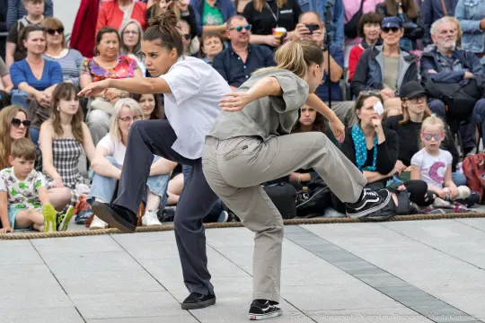 Międzynarodowy Festiwal Teatrów Ulicznych 2026: Magia sztuki w przestrzeni miejskiej [ZDJĘCIA]