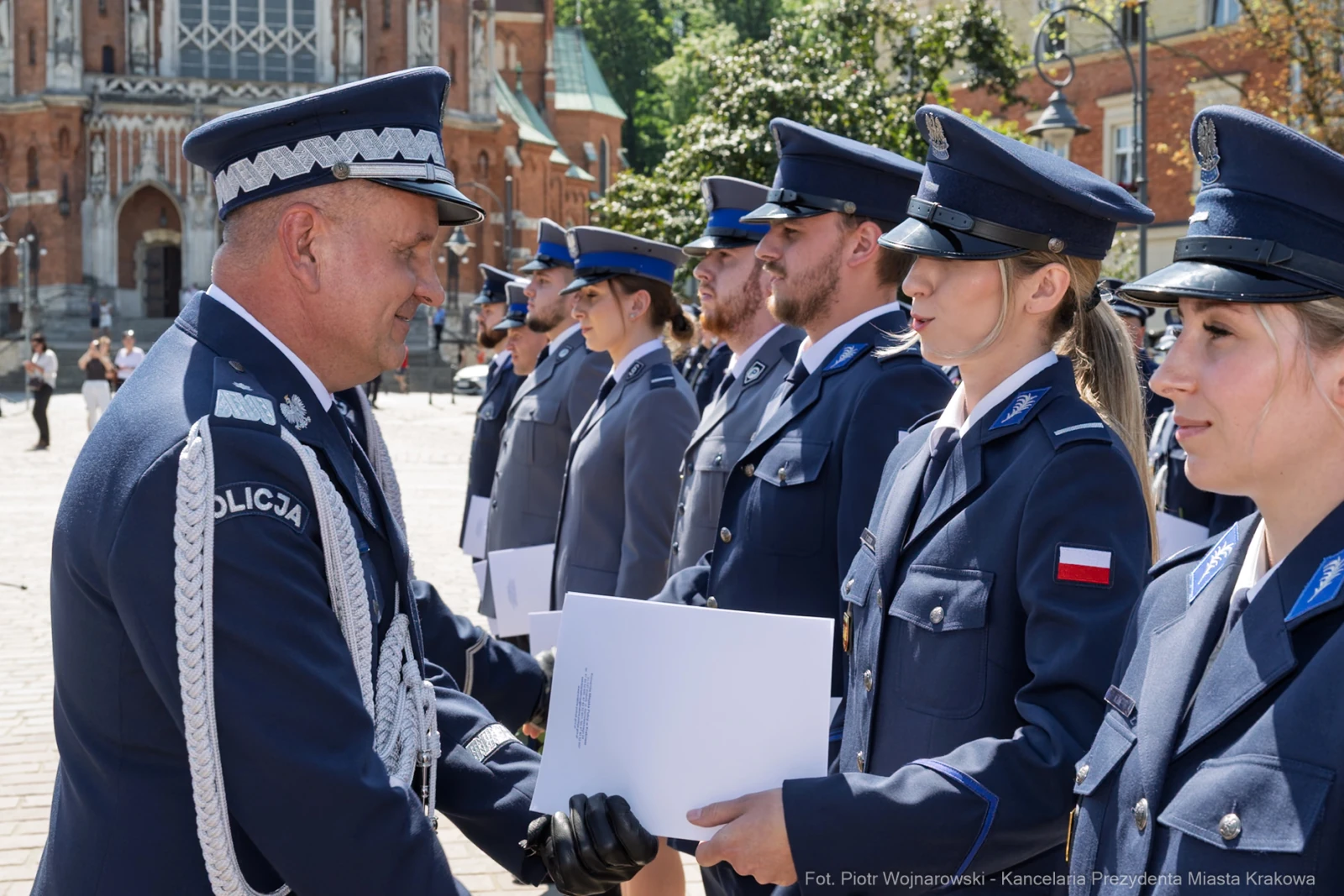Ceremonia wręczenia aktów mianowania policjantów w Krakowie.  Autor: Piotr Wojnarowski